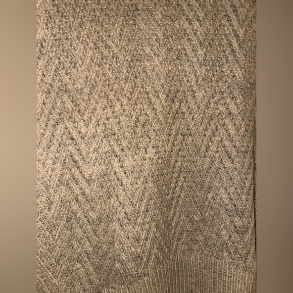 NWT Oversized Knit Turtleneck Sweater Small/Medium Almond Color - Picture 5 of 5